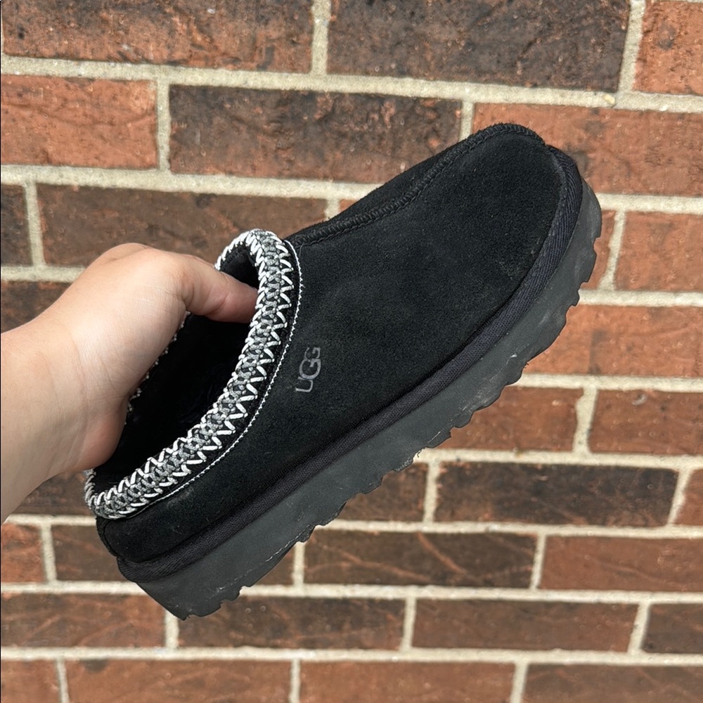 Ugg Tasman slippers